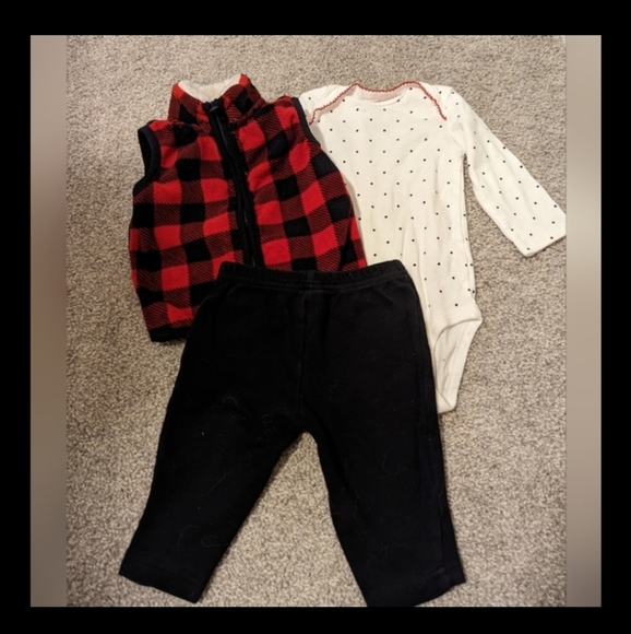 Black and Red Carter's Vest Set - Picture 9 of 9